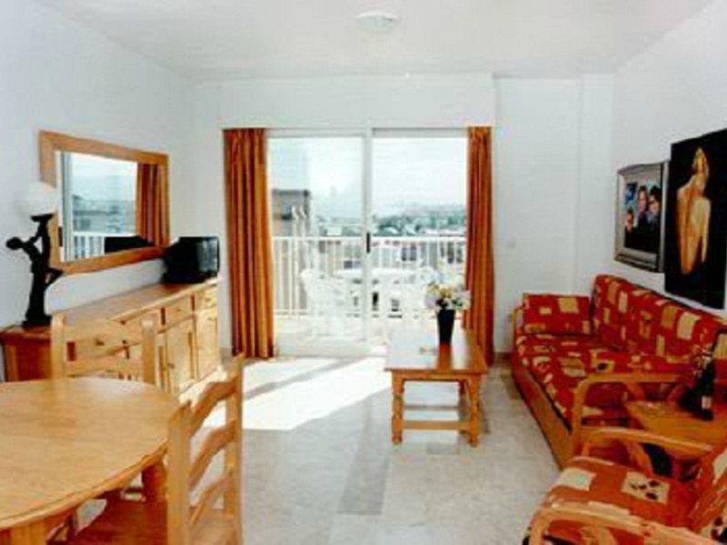 Apartamentos Turisticos Biarritz - Bloque I กันดิอา ภายนอก รูปภาพ