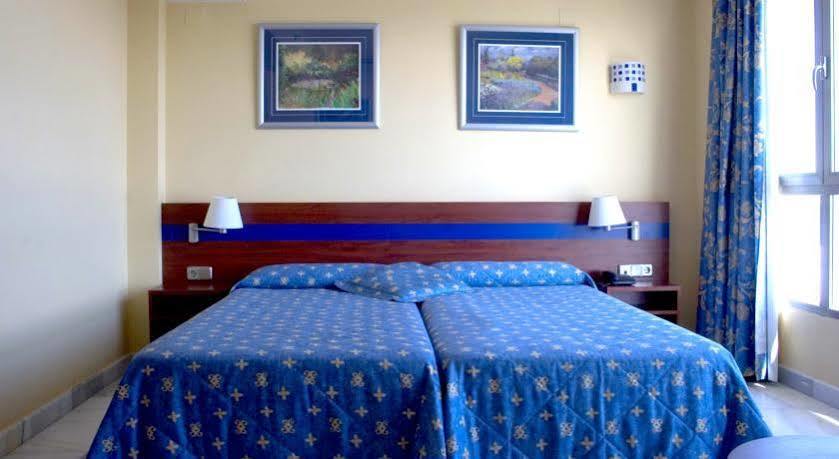 Apartamentos Turisticos Biarritz - Bloque I กันดิอา ภายนอก รูปภาพ